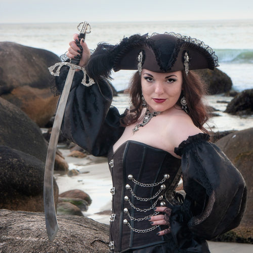 Pirate-Queen-Necklace-Earrings-Photoshoot05